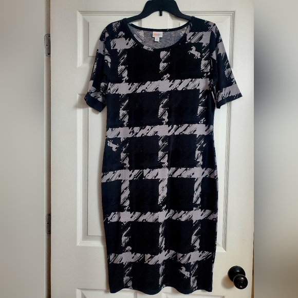 LulaRoe Black and Gray Dress Size XL - Picture 1 of 3